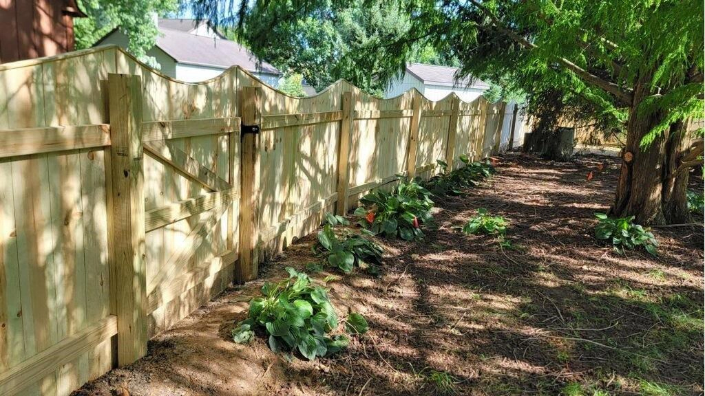 Fence & Deck Builder in Kettering, OH | Tom's Mulch Fence & Deck
