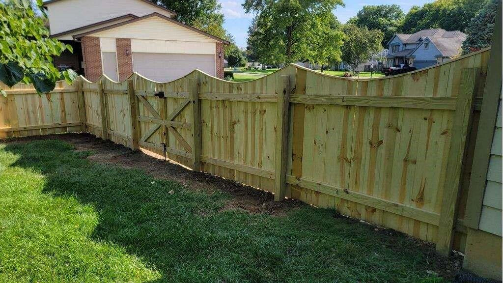 Fence & Deck Builder in Hamilton County, OH | Tom's Mulch Fence & Deck